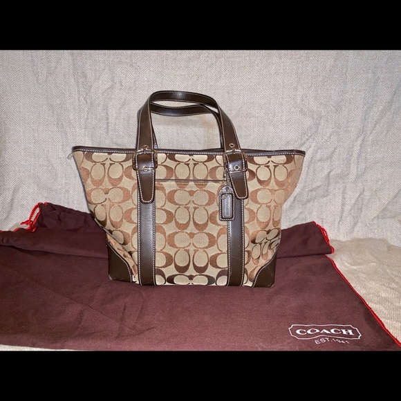 Coach Monogram Purse - Picture 2 of 3
